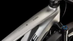 Cube Stereo Hybrid ONE22 Race 800 Allroad (2025) | 27,5/29 Zoll vollgefedertes E-Mountainbike | Silber und Schwarz – Bild 3