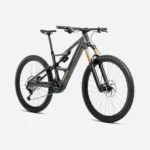 Orbea RISE SL M20 630W (2025) | Leichtes 29-Zoll-E-Mountainbike | Cosmic Carbon View – Goldener Sand