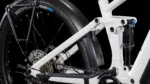 Cube Stereo Hybrid ONE44 EXC 800 Allroad (2025) | 27,5/29-Zoll-Fully-E-Mountainbike | Metallic-Weiß & Schwarz – Bild 5